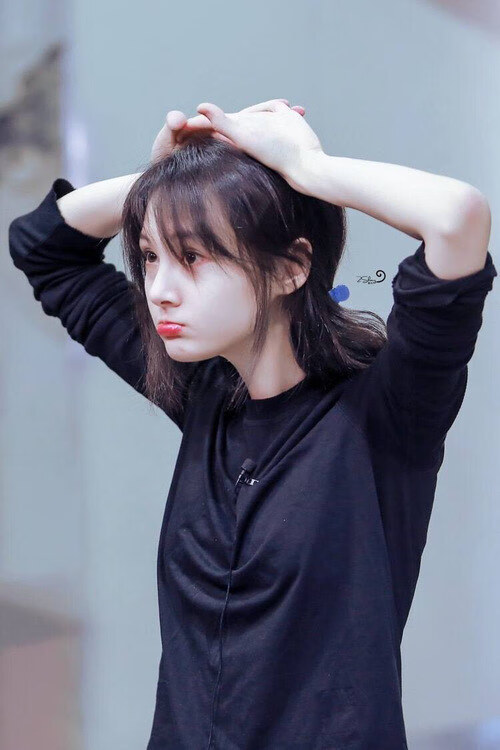捷克女足遭遇两连败，无缘淘汰赛，捷克女足门将图片